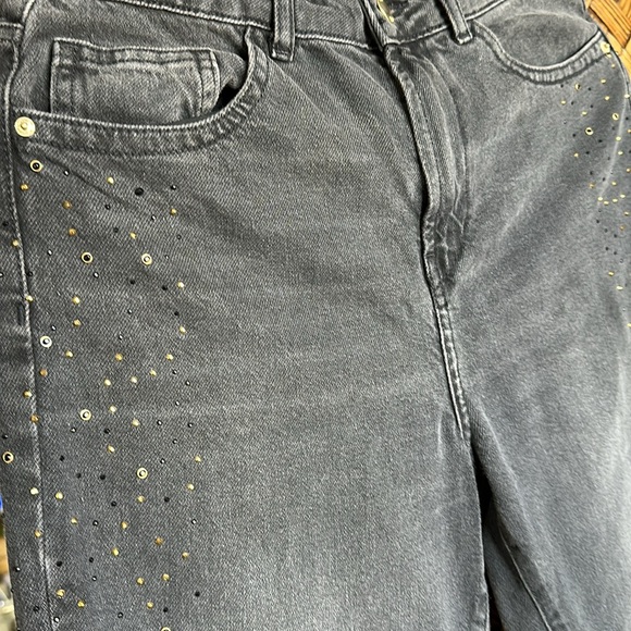 Zara EUC Size 6 Sparkle Stud Denim Jeans (Women) - Worn Once! - Picture 6 of 7